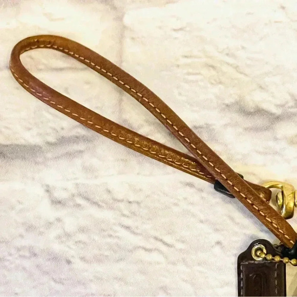 Coach Signature Wristlet Tan with Brown Leather & Gold Hardware. - Picture 5 of 9